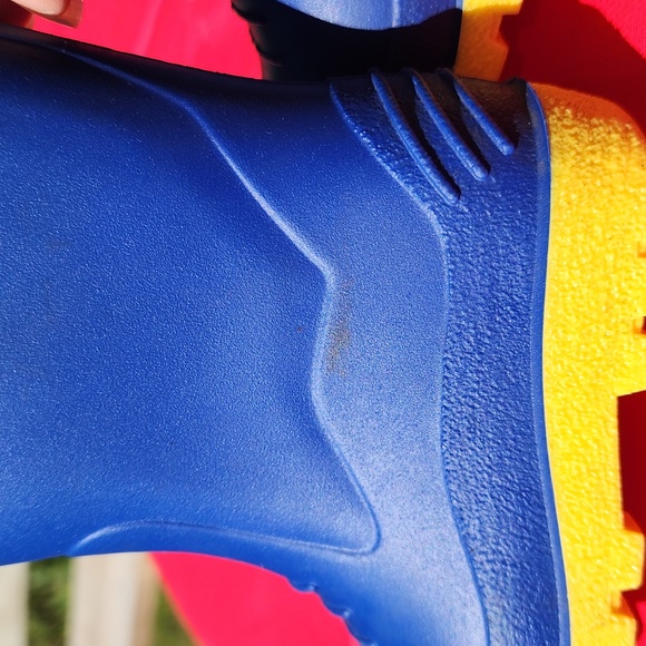 Weather Spirits Toddler Rain Boots Blue and Yellow Size 7 - Picture 4 of 9